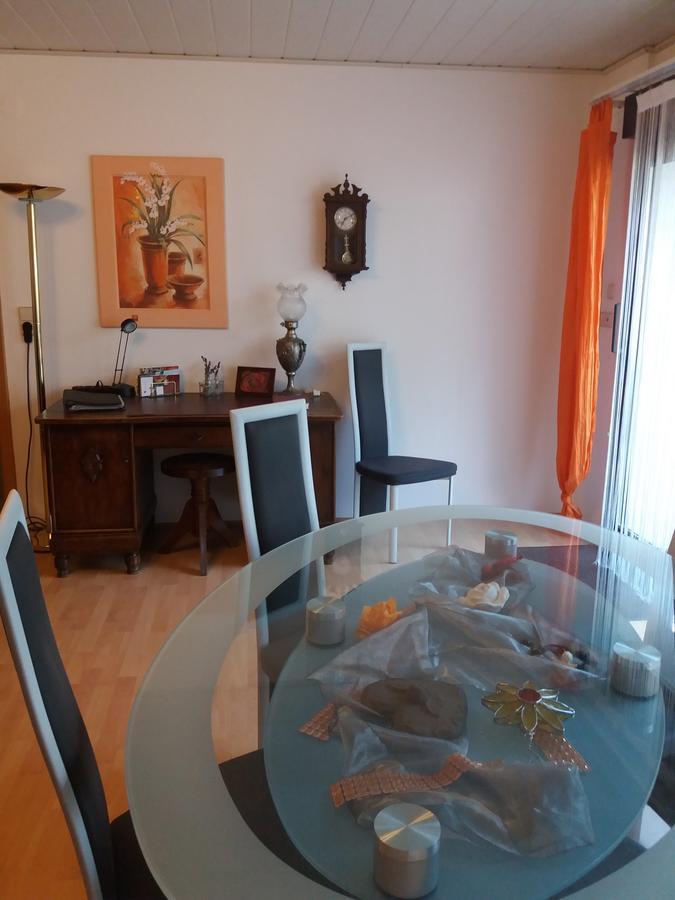Ferienwohnung Rosentraum Oberotterbach Exteriér fotografie